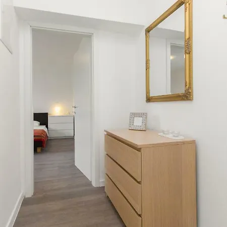 Apartment Olivette *