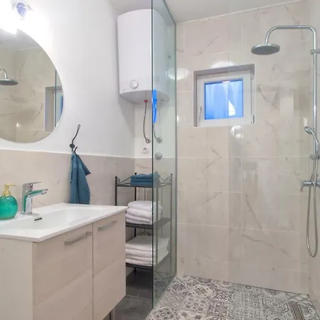 Apartment Olivette *